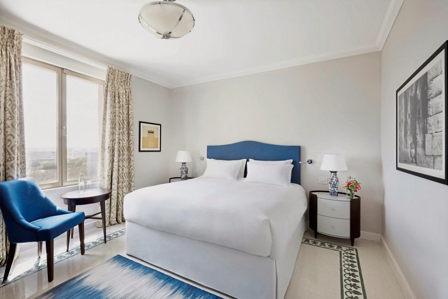 The Phoenicia Hotel - Wohnbeispiel Doppelzimmer Superior (Zimmercodierung DS1)