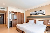 DoubleTree by Hilton Malta - Wohnbeispiel Doppelzimmer Superior Meerblick (Zimmercodierung DS8)