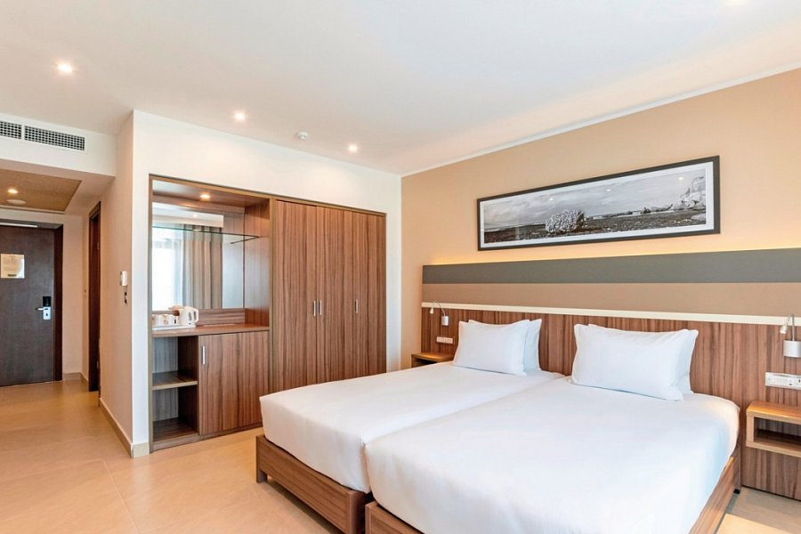 DoubleTree by Hilton Malta - Wohnbeispiel Doppelzimmer Superior Meerblick (Zimmercodierung DS8)