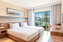 DoubleTree by Hilton Malta - Wohnbeispiel Doppelzimmer Meerblick (Zimmercodierungen D1M & D3M)