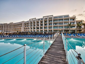 db Seabank Hotel & Spa