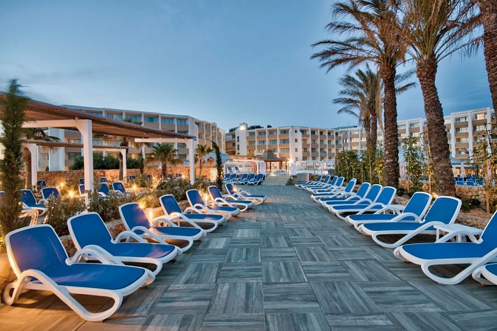 db Seabank Hotel & Spa