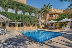 Cornucopia Hotel