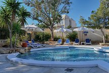 Cornucopia Hotel