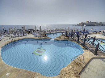 Radisson Blu St. Julian's