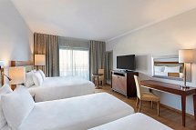 Radisson Blu St. Julian's - Wohnbeispiel Familienzimmer (Zimmercodierung FB1)