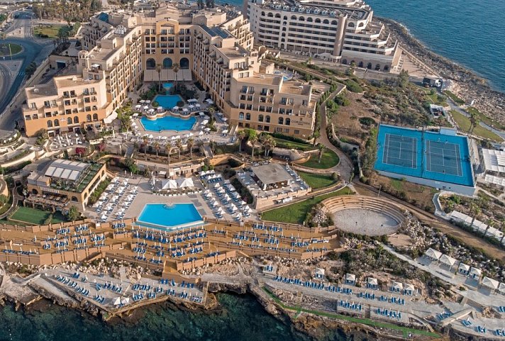 Corinthia St. George's Bay