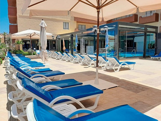 Luna Holiday Complex