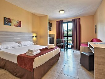 Luna Holiday Complex
