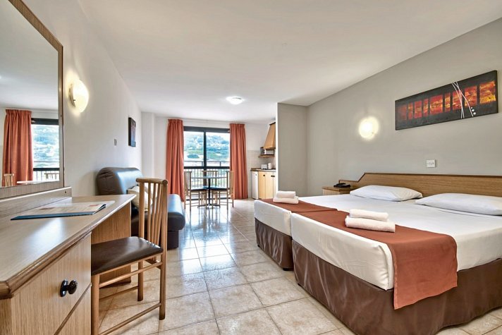 Luna Holiday Complex
