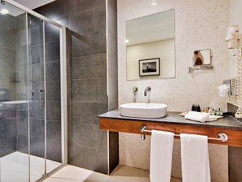 The George, Urban Boutique Hotel