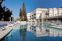 Urban Valley Resort & Spa