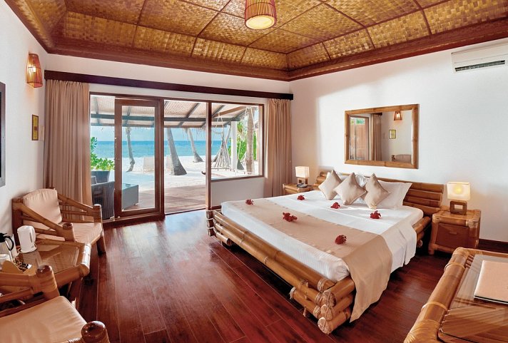 Angaga Island Resort & Spa - Wohnbeispiel Superior Beach Bungalow (Zimmercodierung BB1)