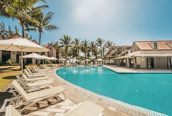 Crystals Beach Resort Belle Mare