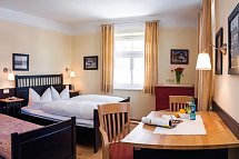 Gasthaus Krone - Wohnbeispiel Doppelzimmer 3 Personen (Zimmercodierung DB2)