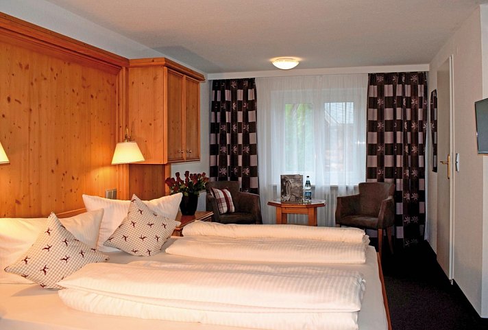 Hotel Sonnenbichl am Rotfischbach - Wohnbeispiel Doppelzimmer Standard (Zimmercodierung DG1)