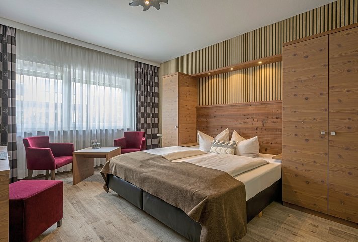 Alpensonne Tegernsee - Wohnbeispiel Doppelzimmer (Zimmercodierung DB2)