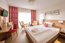 Ströbinger Hof - Therme Wellness Resort - Wohnbeispiel Doppelzimmer Grand Lit Simsee (Zimmercodierung DB1)