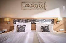 Ströbinger Hof - Therme Wellness Resort - Wohnbeispiel Doppelzimmer Schloßsee (Zimmercodierung DF1)