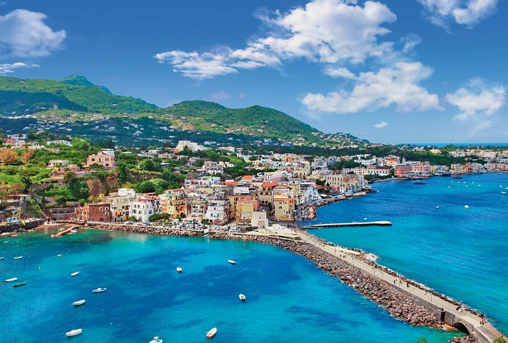 Sorrent und die Inseln in der Bucht von Neapel - Ischia Ponte