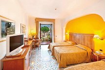 Grand Hotel President - Wohnbeispiel Doppelzimmer Superior Meerblick (Zimmercodierung DSM)