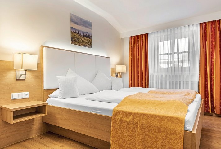 Wander und Aktivhotel Rösslwirt - Wohnbeispiel Doppelzimmer Standard (Zimmercodierungen DG1, DX1 & DX2)