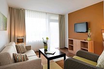 Rhön Park Aktiv Resort - Wohnbeispiel Familienappartement Standard (Zimmercodierungen AG1, AG2, AB8 & AB9)