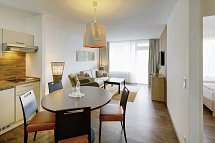 Rhön Park Aktiv Resort - Wohnbeispiel Familienappartement Standard (Zimmercodierungen AG1, AG2, AB8 & AB9)