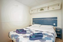 Camping Village Bella Sardinia (by Happy Camp) - Wohnbeispiel Mobilheim Happy Easy (Zimmercodierung CB1)