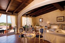 Colonna Resort - Wohnbeispiel Doppelzimmer Deluxe Meerblick