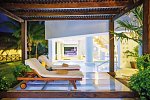 BlueBay Grand Esmeralda