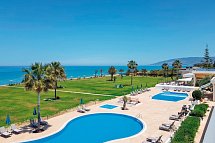 Natura Beach Hotel & Villas