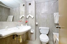 Natura Beach Hotel & Villas - Badbeispiel