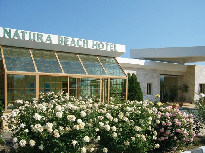 Natura Beach Hotel & Villas