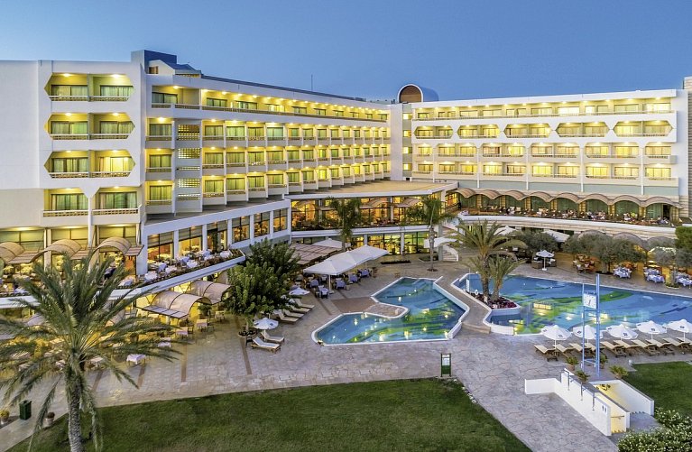 Constantinou Bros Athena Royal Beach