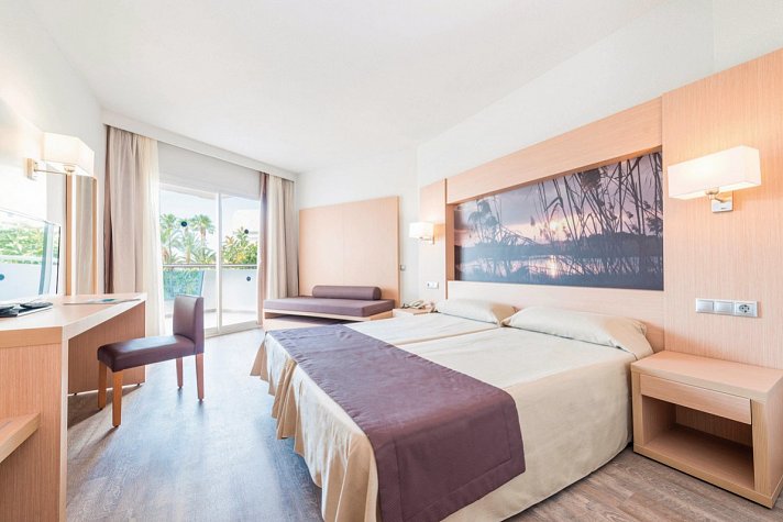 Eix Lagotel Holiday Resort