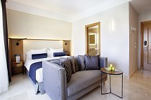 Grupotel Playa de Palma Suites & Spa - Wohnbeispiel Juniorsuite Poolblick (Zimmercodierung JBP)