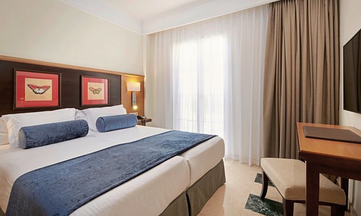 Grupotel Playa de Palma Suites & Spa