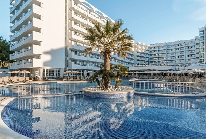 Alua Gran Camp de Mar