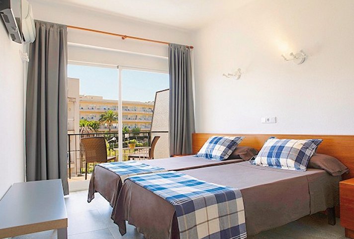 Villa Cati Hostal - Wohnbeispiel Doppelzimmer (Zimmercodierungen DB1 & DC1)