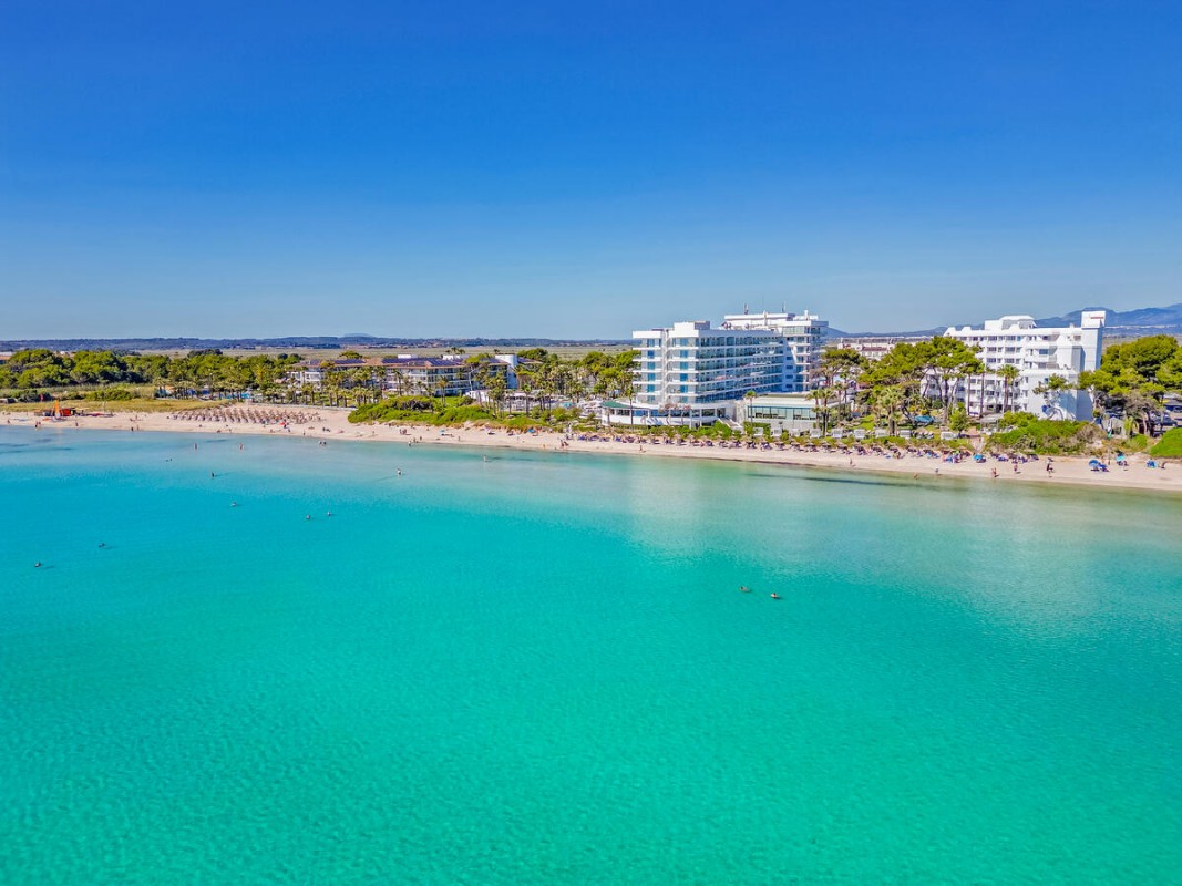 Playa Esperanza Resort