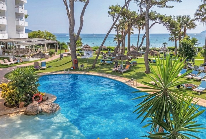 Playa Esperanza Resort