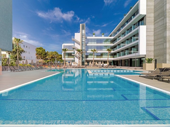 H10 Casa del Mar