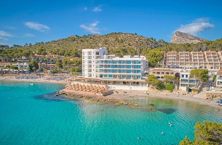 Universal Hotel Aquamarin