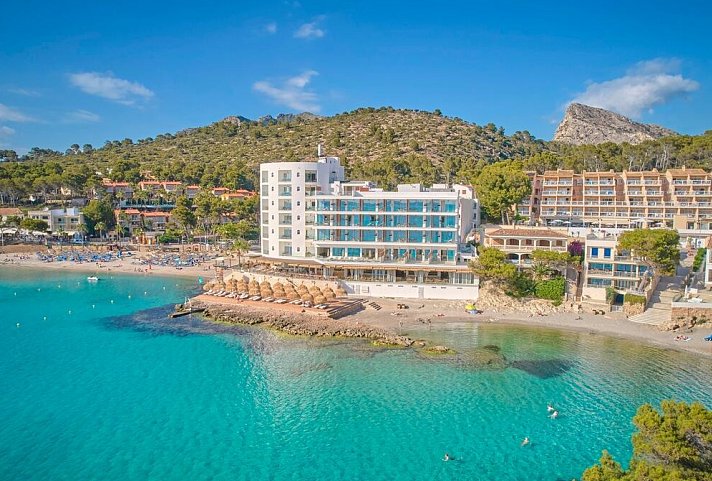 Universal Hotel Aquamarin