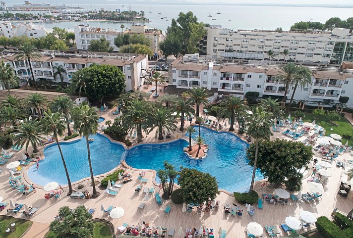 Alcudia Garden
