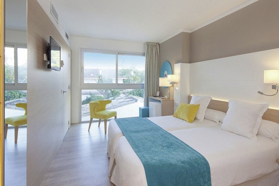 JS Palma Stay - Wohnbeispiel Doppelzimmer Meerblick (Zimmercodierung DBM)