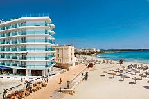 Universal Hotel Perla