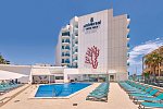 Universal Hotel Perla