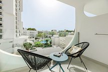 Vibra Palma Cactus - Beispiel Balkon Doppelzimmer (Zimmercodierung DB1)